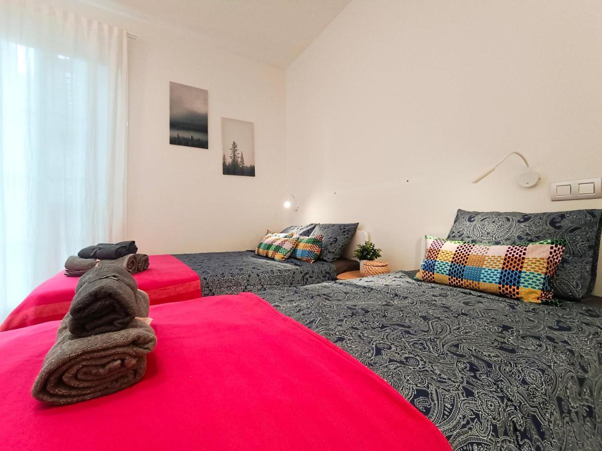 By Plaza Universidad Rooms Βαρκελώνη Εξωτερικό φωτογραφία
