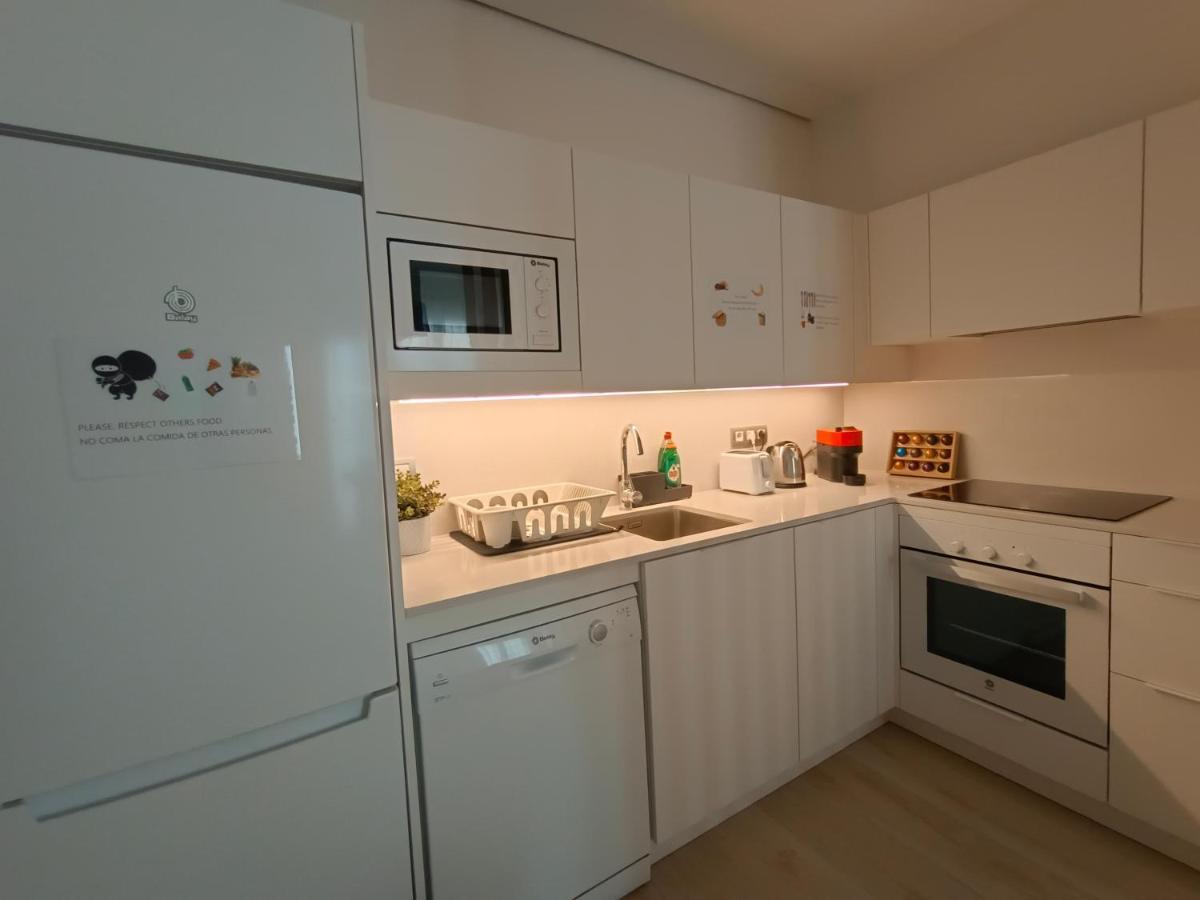 By Plaza Universidad Rooms Βαρκελώνη Εξωτερικό φωτογραφία